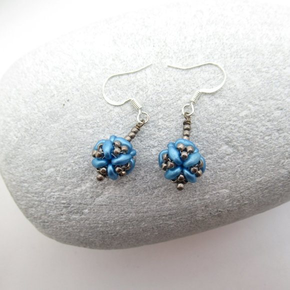 Beaded bead earrings - Picture 6 of 9